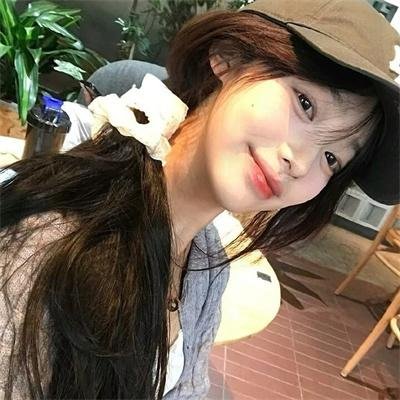 女警察